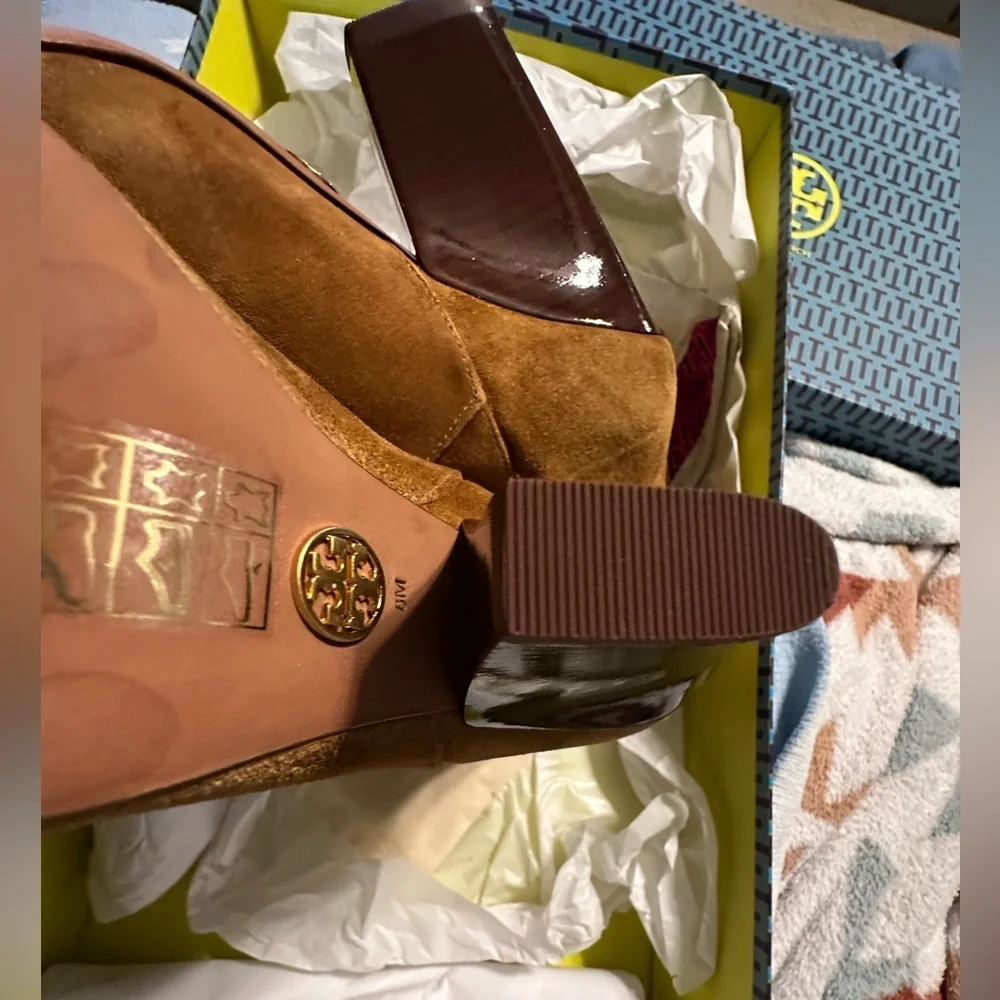 Tory Burch Lila Knee High Boots Rhum Suede Classic Fit 8 - Picture 7 of 12